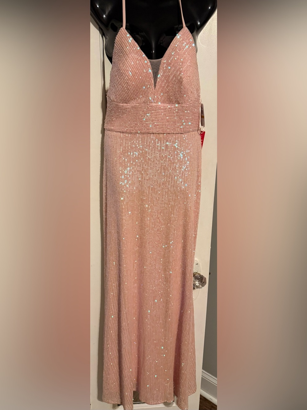 NWT Morgan & Co Sequin Spaghetti Strap V-Neck Formal Evening Gown Pink 3